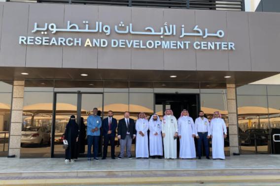Group photo in front of SEC's Research and Development Center.